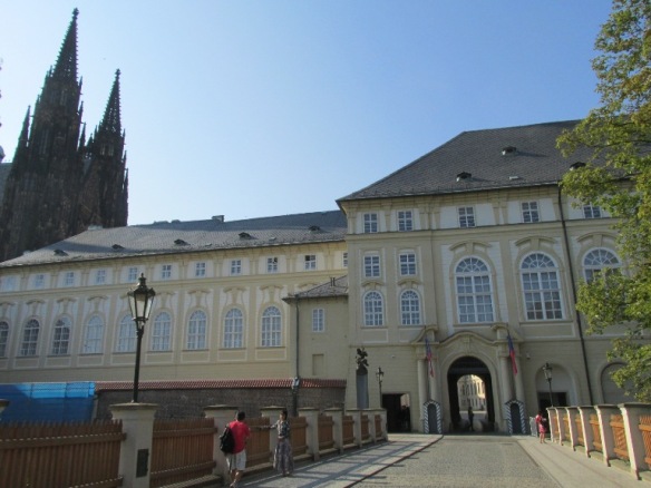 2 Cetatea Praga=Prazsky Hrad intrarea=Rotunda